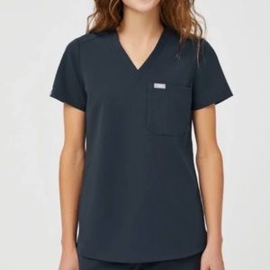 Figs • DARK HARBOR Catarina One-Pocket Scrub Top